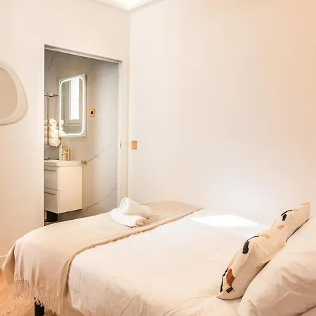 Raffine Avec Jacuzzi Et Ac - 6p Párizs