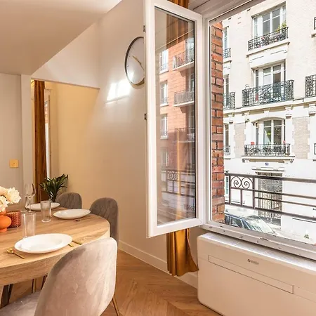 Raffine Avec Jacuzzi Et Ac - 6p Párizs